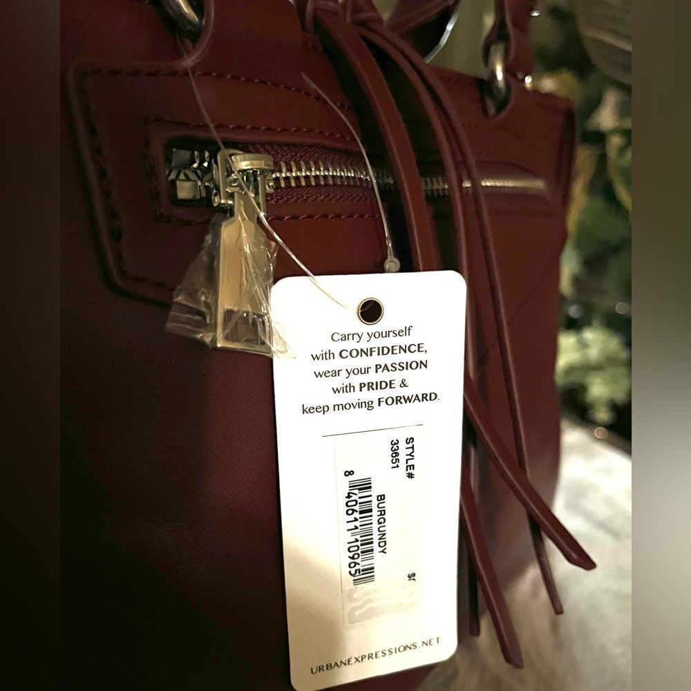 Urban Expressions Abbie Top Handle Cross Body Bag Soft Faux Leather burgundy NWT - Picture 4 of 5